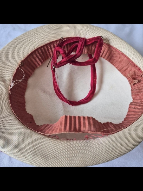 Vintage 1940s 1950s Straw Tilt Hat Red Velvet Feather Cocktail Fascinator main image 6